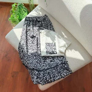 ست تیشرت و دامن فانتزی زنانه ls6074